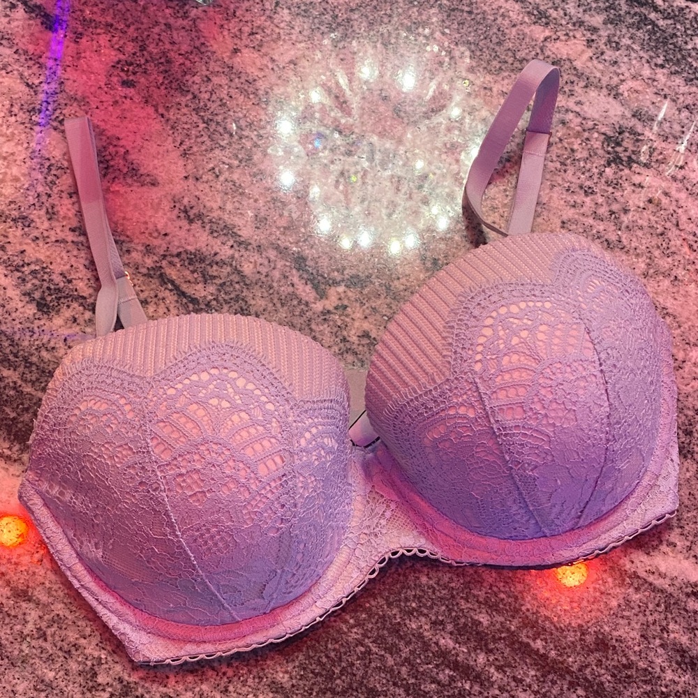 Victoria's Secret Lace Push-Up Bra - periwinkle blue size 32DDD EUC!